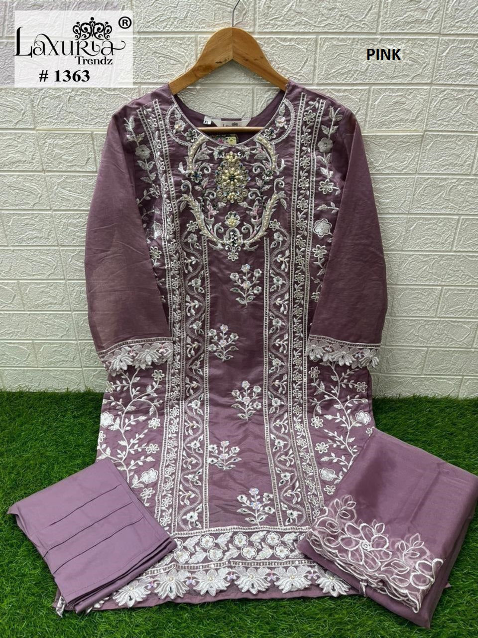 1363 Laxuria Trendz Organza Pakistani Readymade Suits Supplier