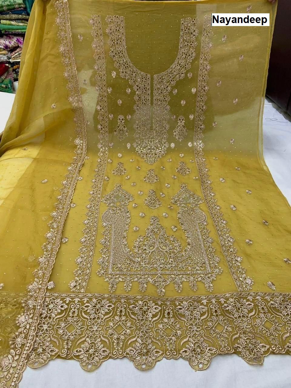 जिगिषा नयनदीप प्योर सिल्क सलवार सूट सप्लायर अहमदाबाद