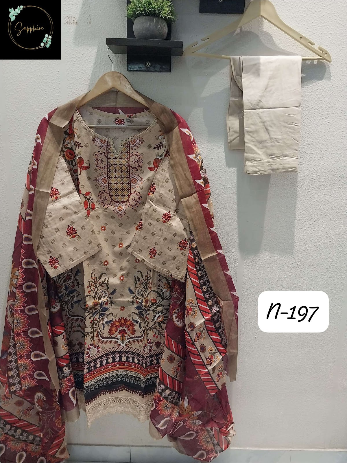 Agha Noorain N 197 Sapphire Lawn Karachi Readymade Suits Manufacturer Ahmedabad