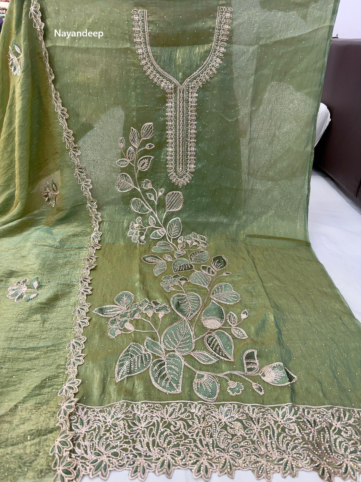 Classic Nayandeep Silk Salwar Suits Supplier Gujarat