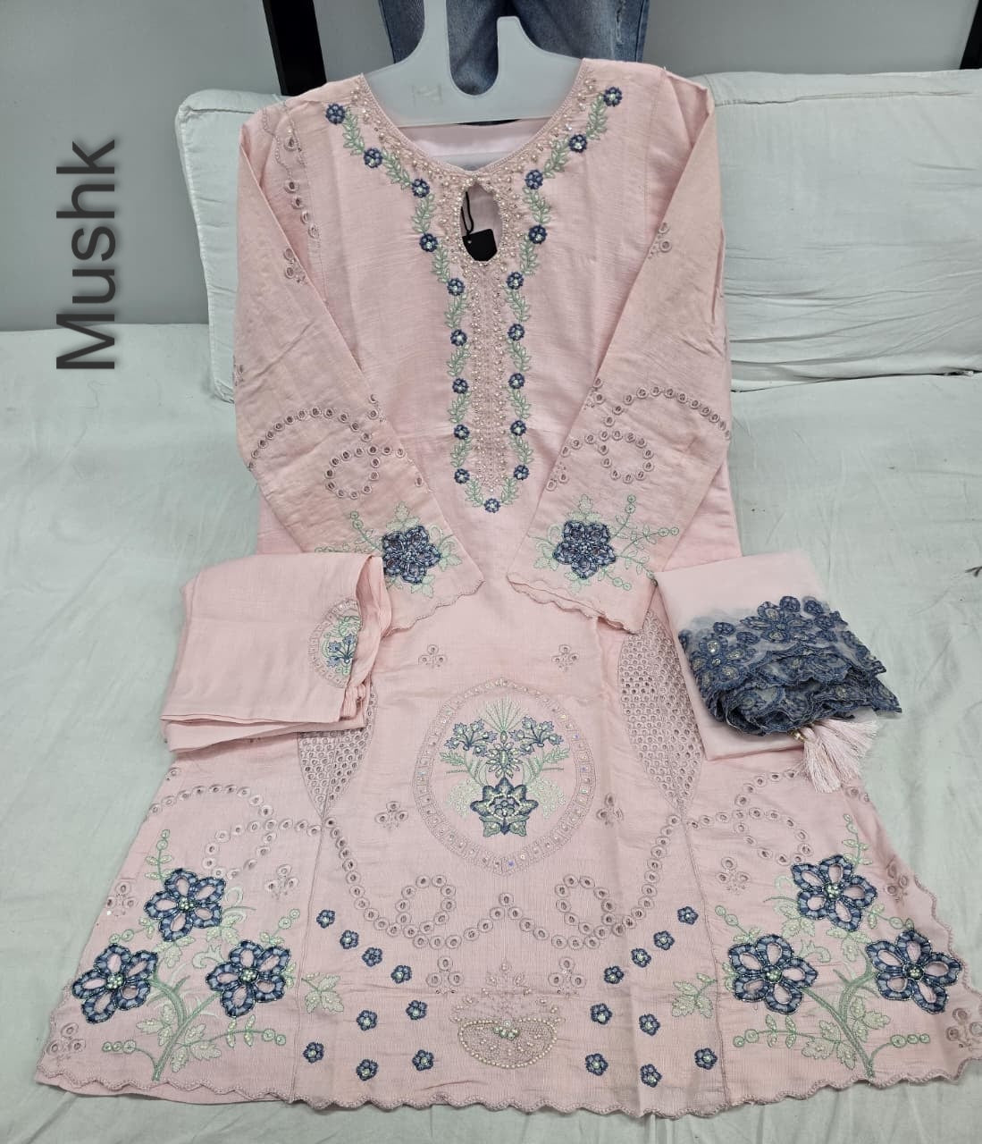 Cw 1012 Mushk Roman Silk Pakistani Readymade Suits Exporter India
