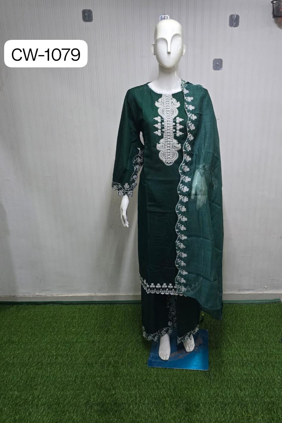 Cw 1079 Mushk Roman Silk Pakistani Readymade Suits Wholesale Price