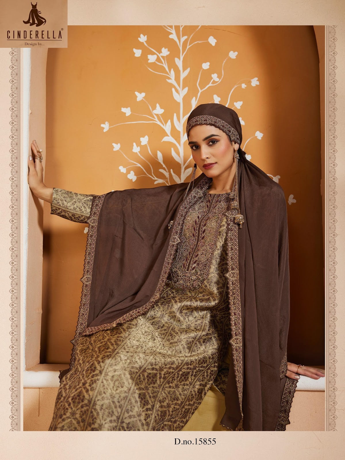 Glorious Cinderella Silk Pant Style Suits Supplier