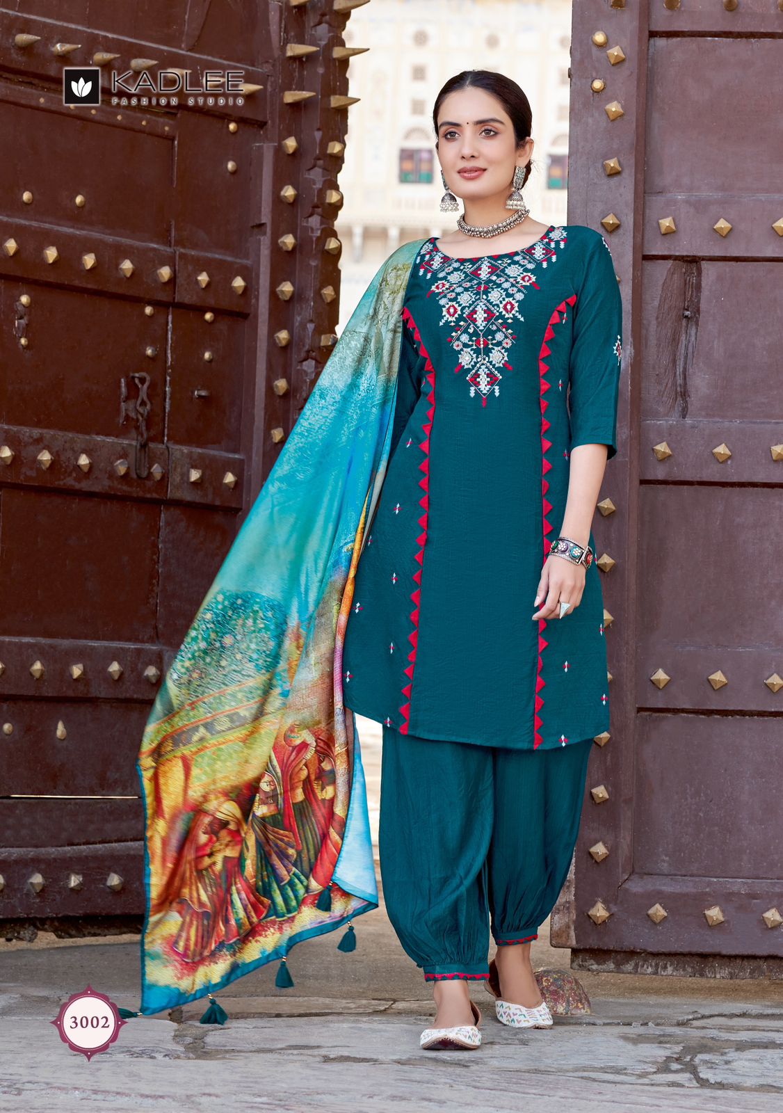 Kanchi Kadlee Viscose Afghani Readymade Suit