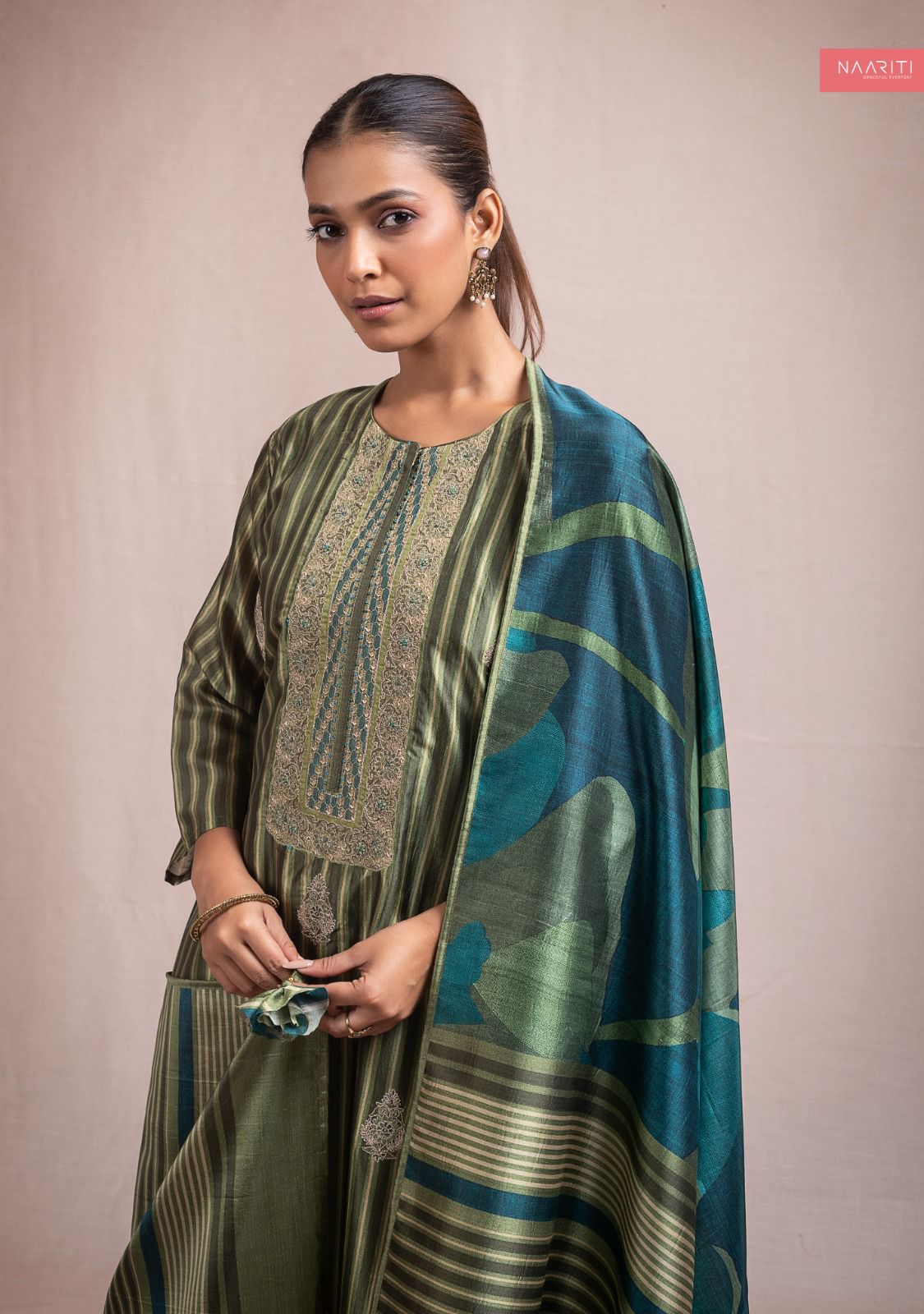 Kawehi Naariti Pant Style Suits Supplier