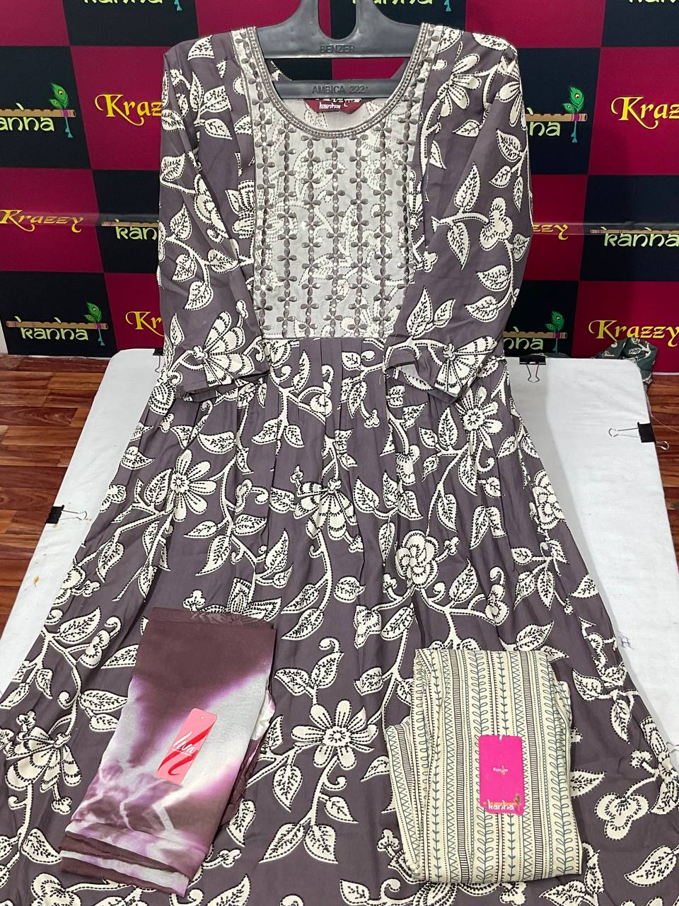 Liva Apple With Pocket And Feeding Kanha Reyon Readymade Pant Style Suits Supplier Ahmedabad