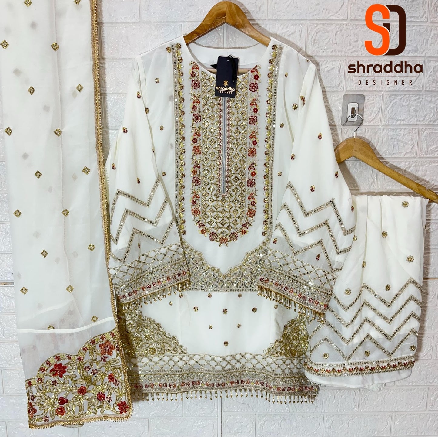 Mr 1020 Mushk Georgette Pakistani Readymade Suits Wholesaler Ahmedabad