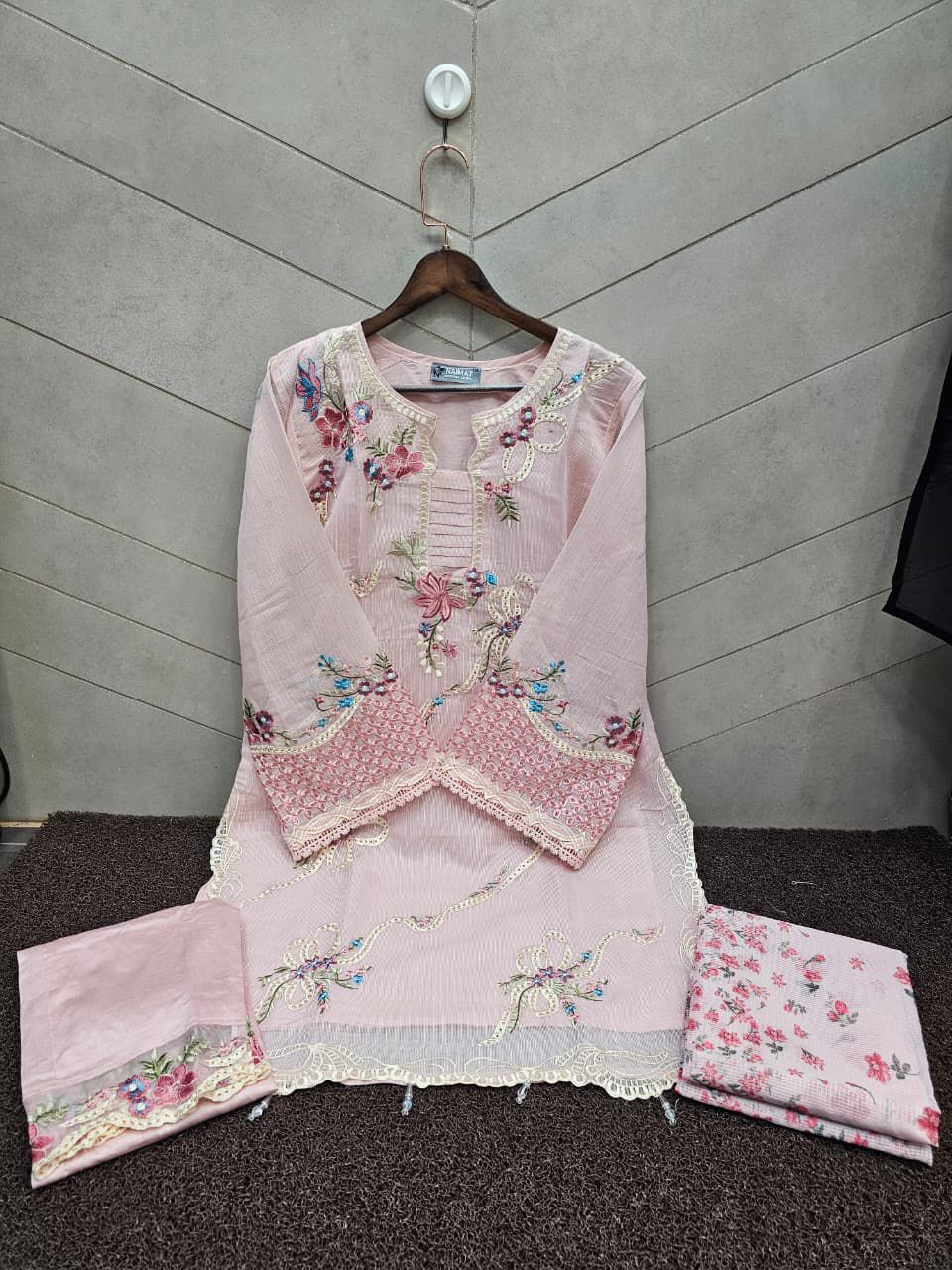 Nfs 1161 Naimat Fashion Studio Pakistani Readymade Suits Manufacturer India