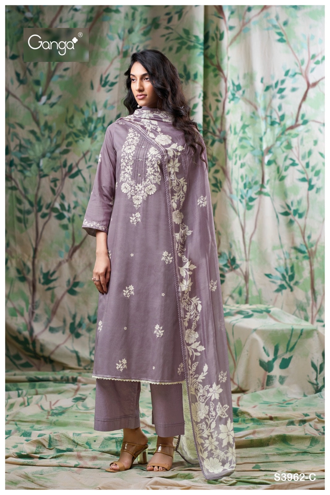 Yavina 3962 Ganga Pashmina Suits Exporter