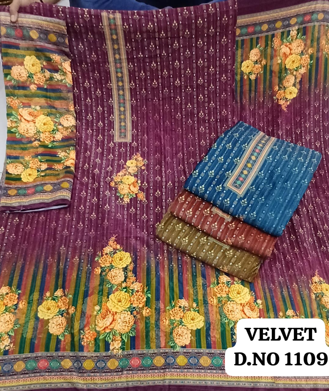 1107-1112 Skt Velvet Suits