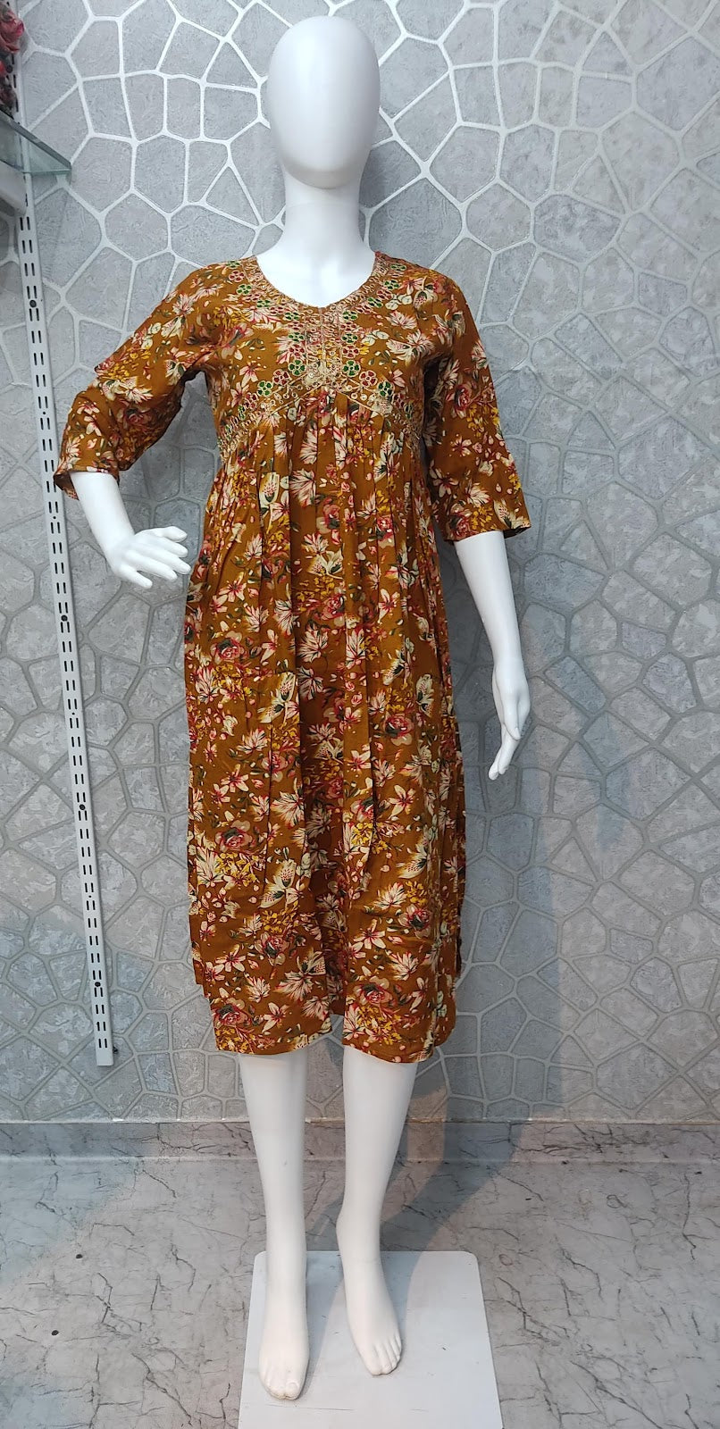 Aaliya Cut-0110 Khasiyat Rayon Knee Length Kurtis