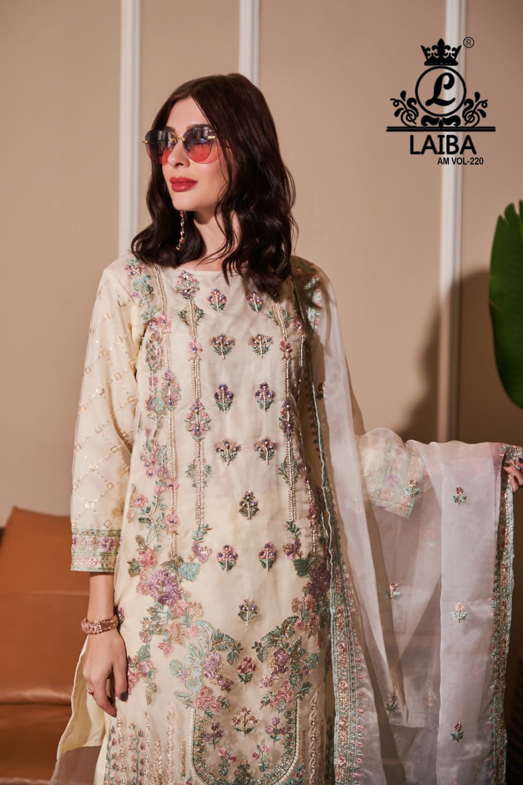 Am Vol 220 Laiba Organza Pakistani Readymade Suits