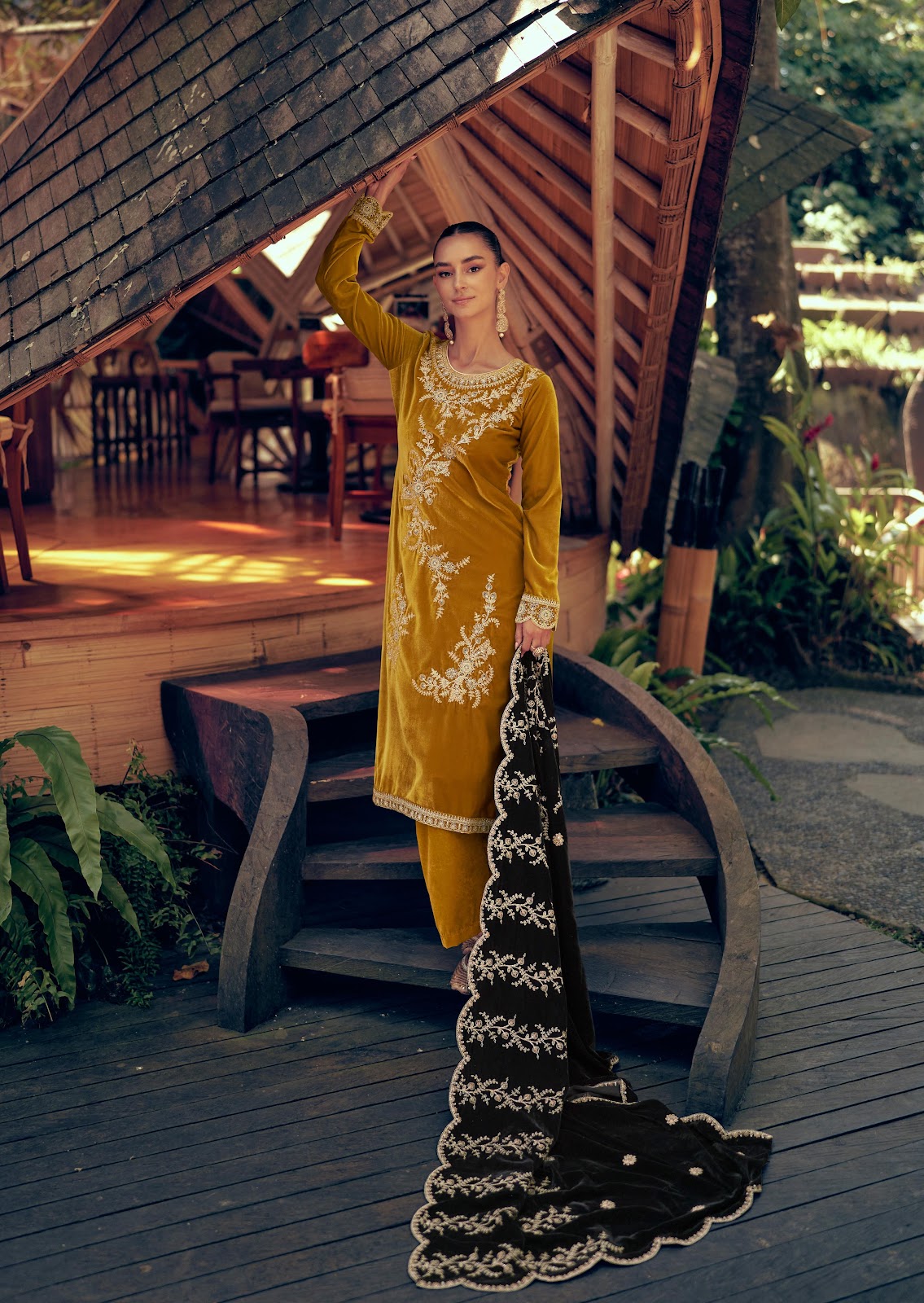 Rang E Makhmali Mumtaz Arts Fancy Velvet Suits