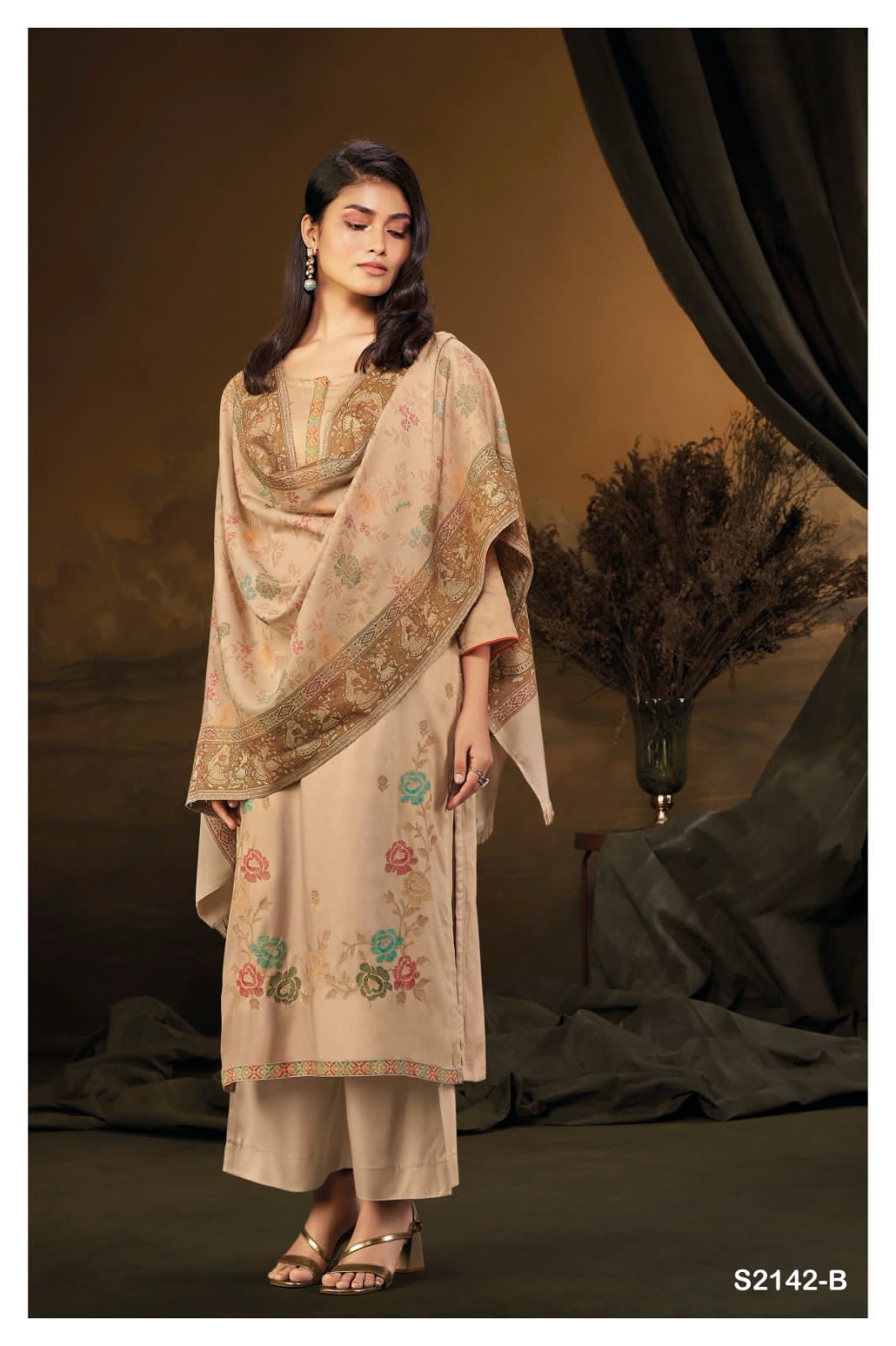 S2142-Ab Tavianna Ganga Pashmina Suits