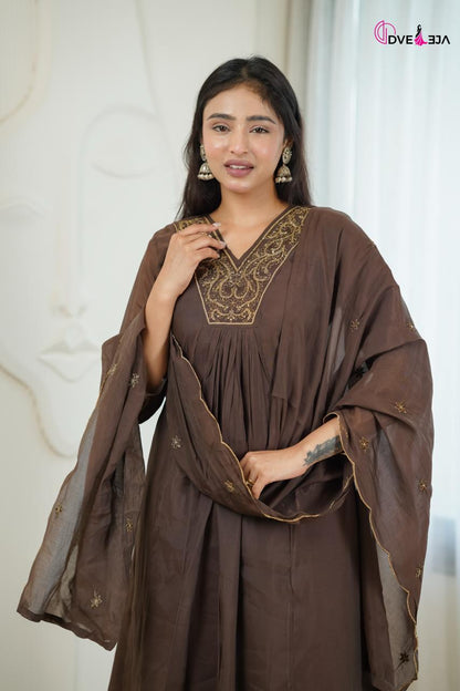 0610 Anamika Series Dveeja Fashion Chanderi Readymade Pant Style Suits Exporter Ahmedabad