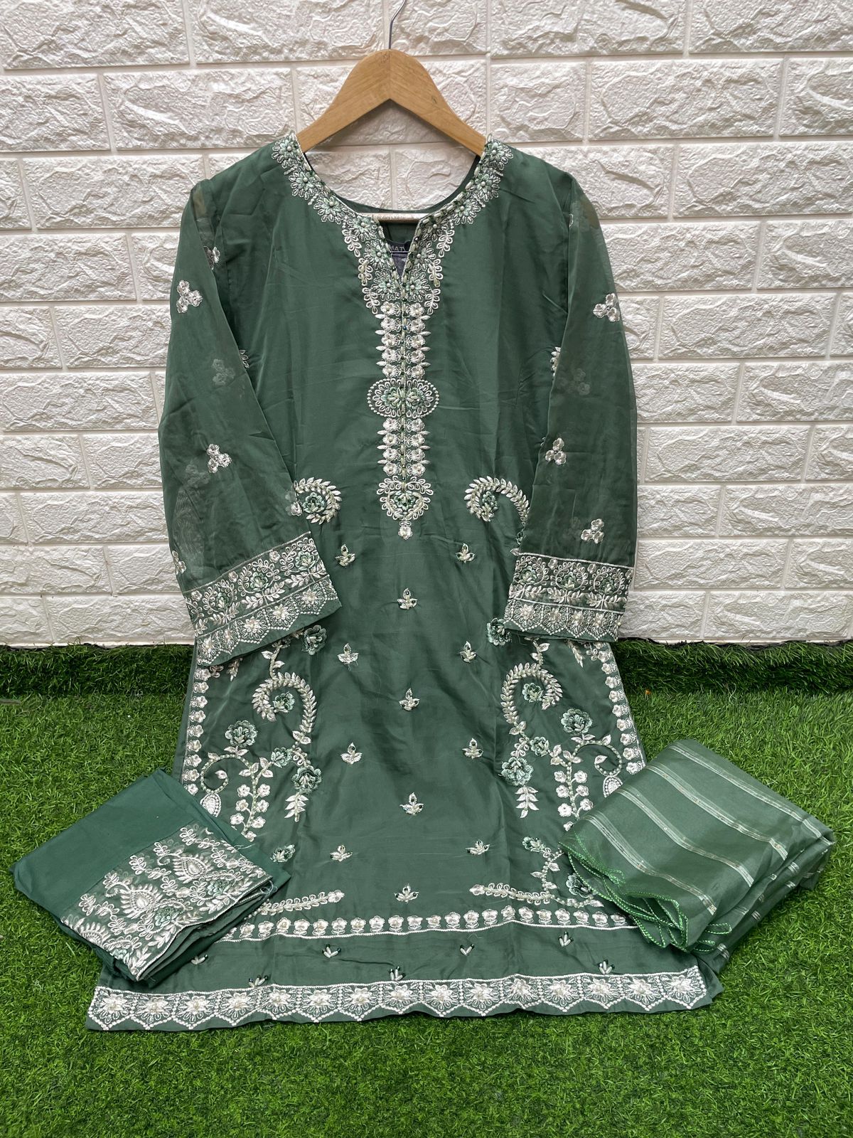 104 Naimat Fashion Studio Organza Pakistani Readymade Suits