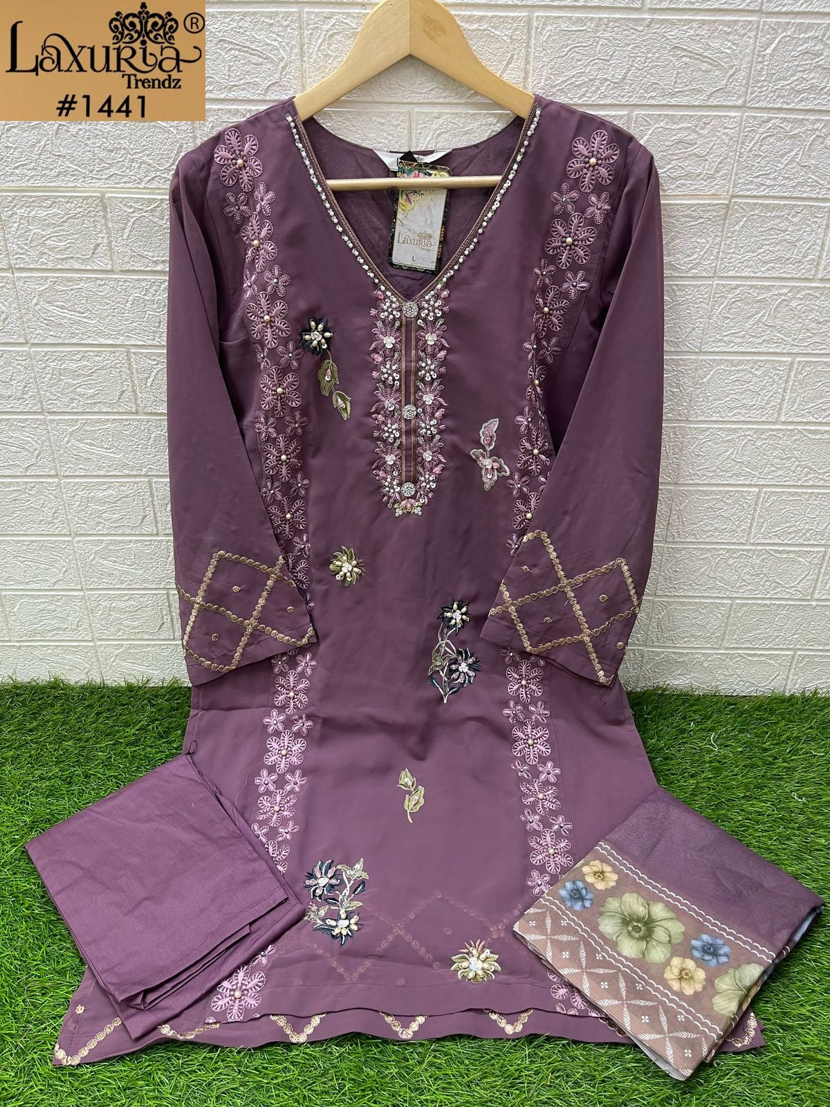 1441 Laxuria Trendz Faux Georgette Pakistani Readymade Suits Supplier Gujarat