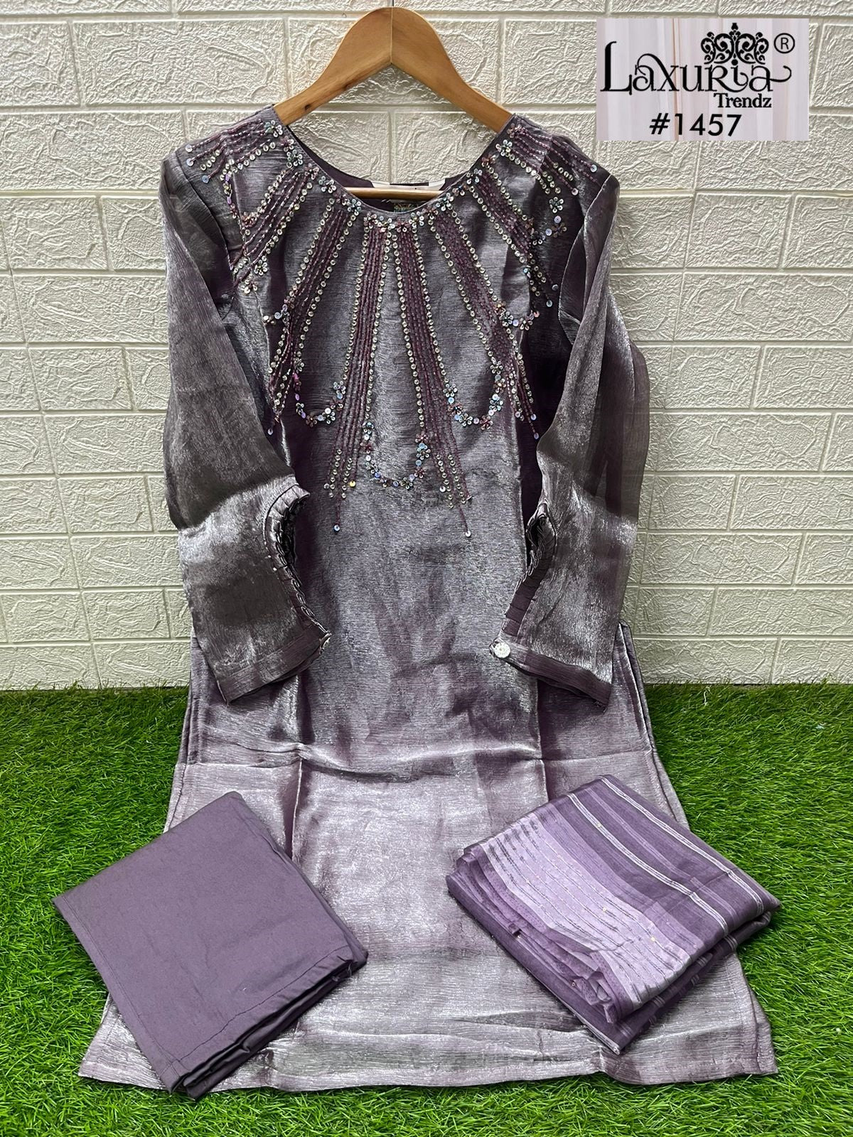 1457 Laxuria Trendz Pakistani Readymade Suits Wholesaler Ahmedabad