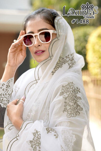 1488 Laxuria Trendz Slub Pakistani Readymade Suits Exporter