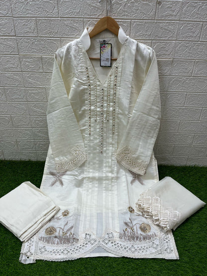 1495 Laxuria Trendz Slub Pakistani Readymade Suits Wholesaler India