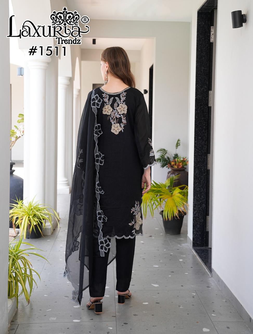 1511 Laxuria Trendz Vichitra Pakistani Readymade Suits Exporter India