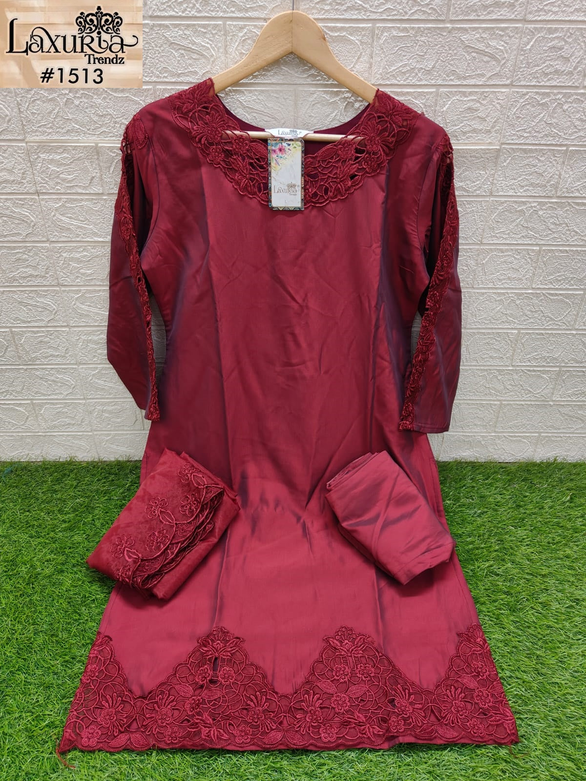 1513 Laxuria Trendz Silk Pakistani Readymade Suits Exporter Gujarat