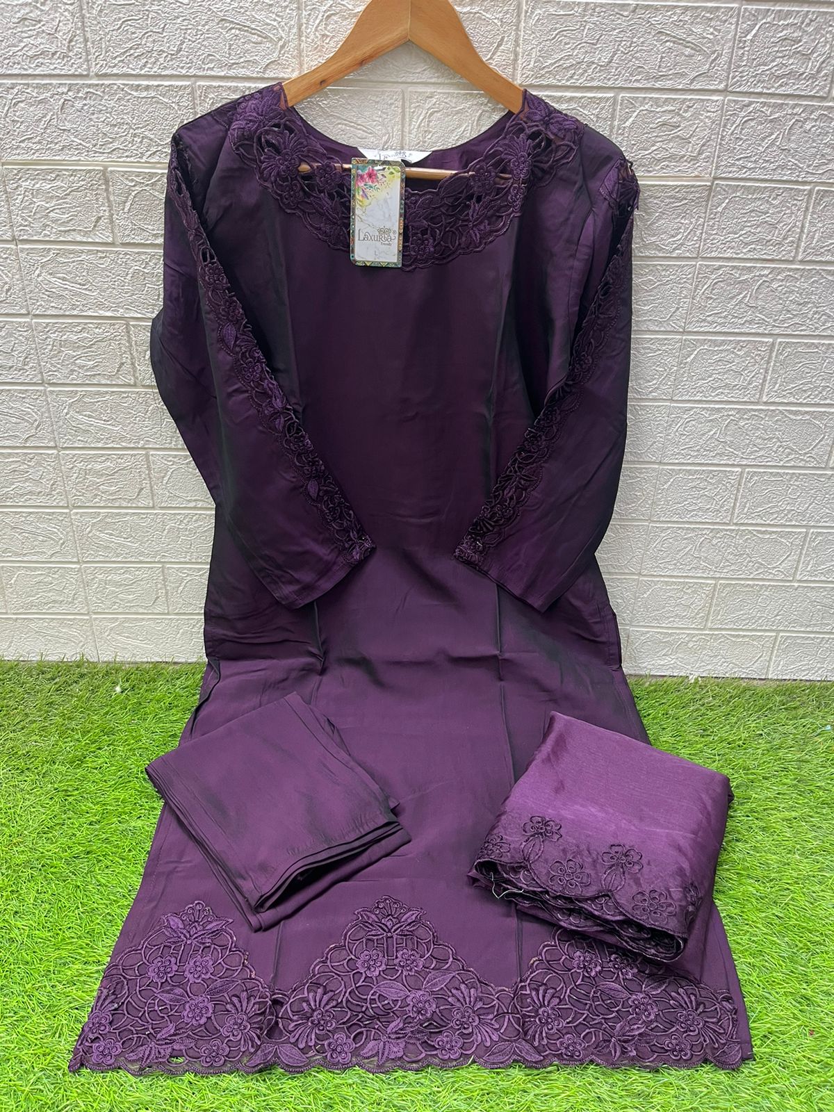 1513 New Colour Laxuria Trendz Silk Pakistani Readymade Suits Exporter India