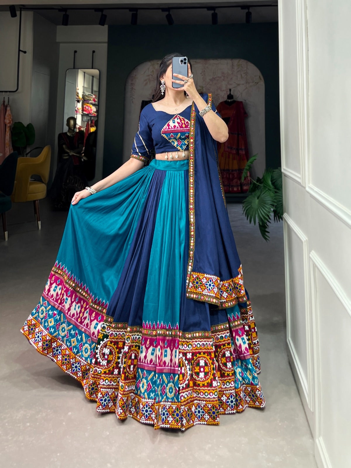 1617 Aawiya Rayon Chaniya Choli Wholesale Price