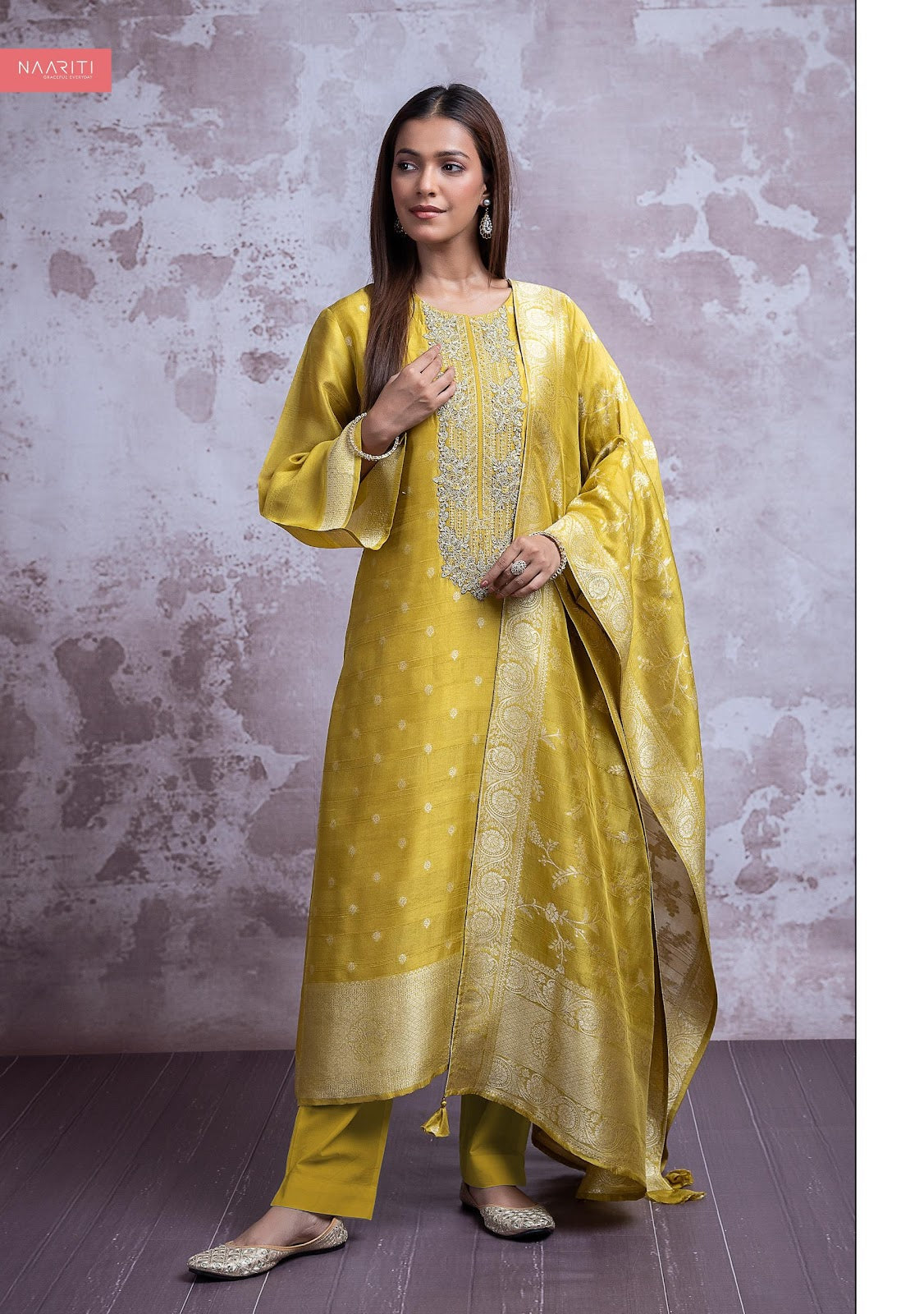 Romi Naariti Silk Jacquard Pant Style Suits Supplier India