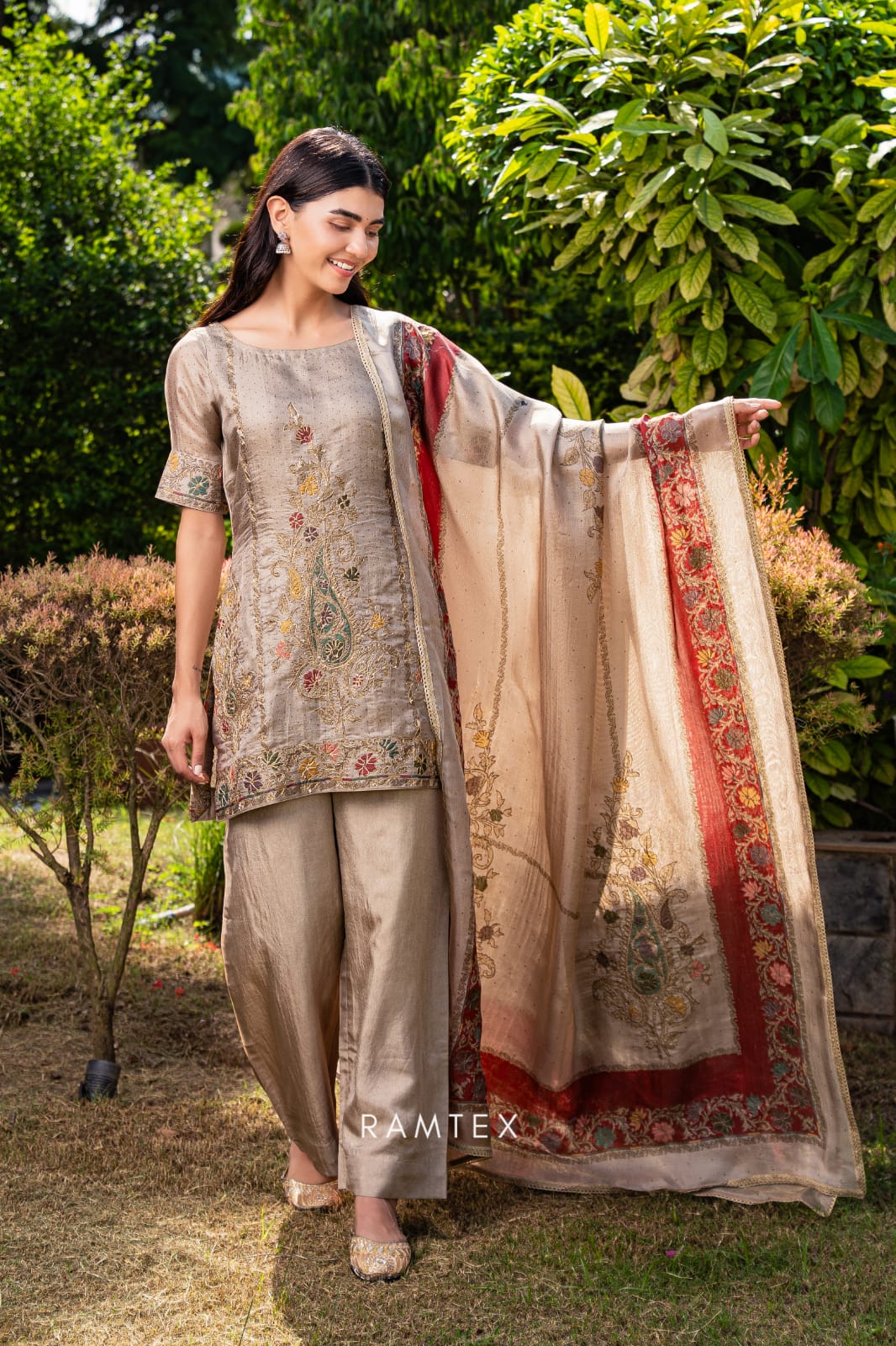 58 Z 2867 Ramtex Salwar Suits Manufacturer