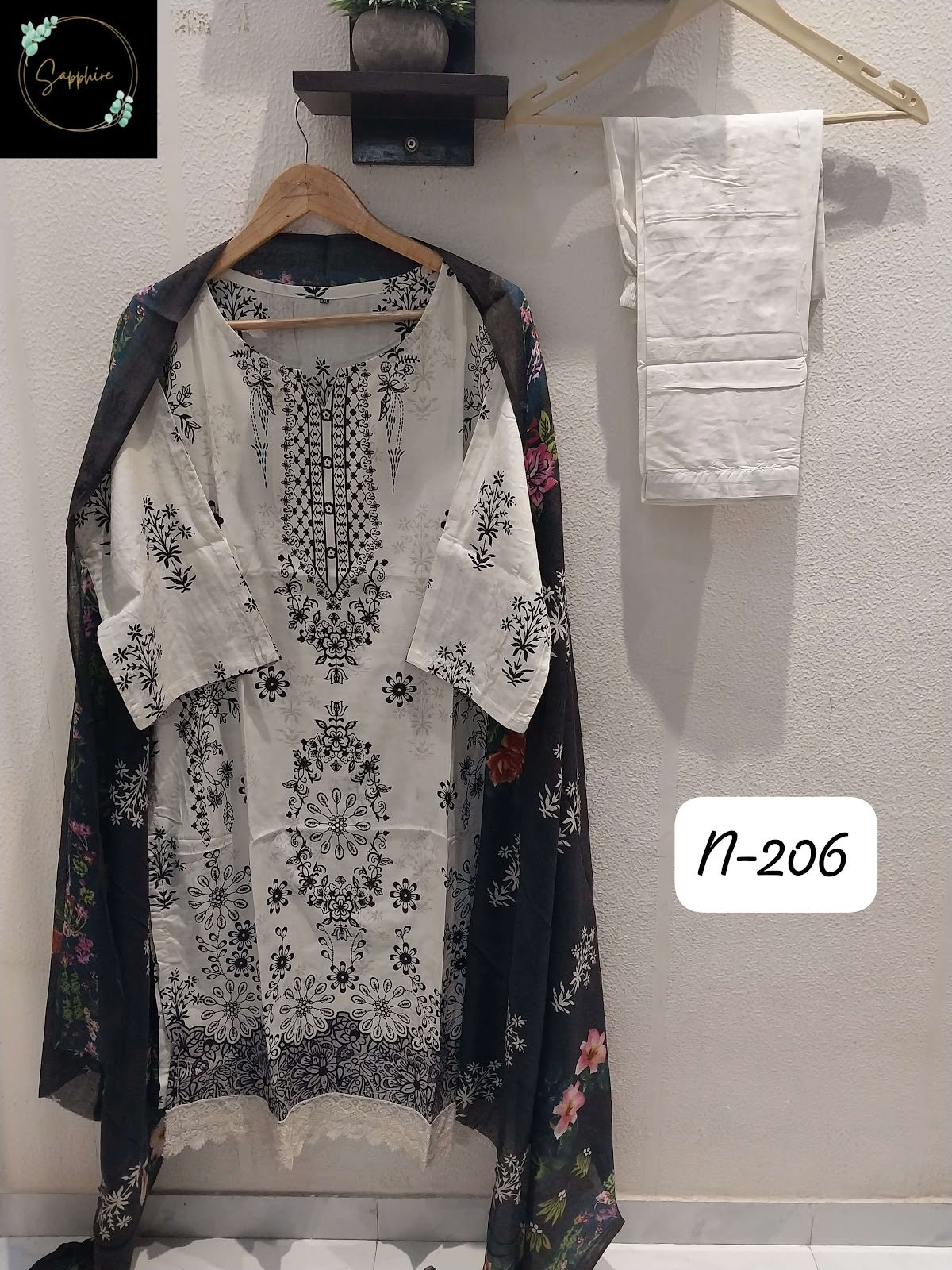 Agha Noorain 206 Sapphire Lawn Cotton Karachi Readymade Suits Wholesale