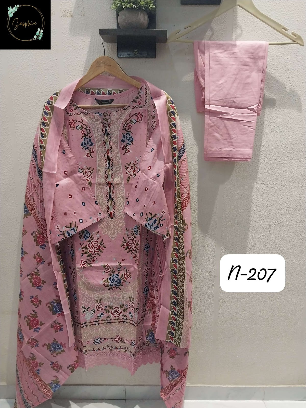 Agha Noorain 207 Sapphire Lawn Cotton Karachi Readymade Suits Supplier