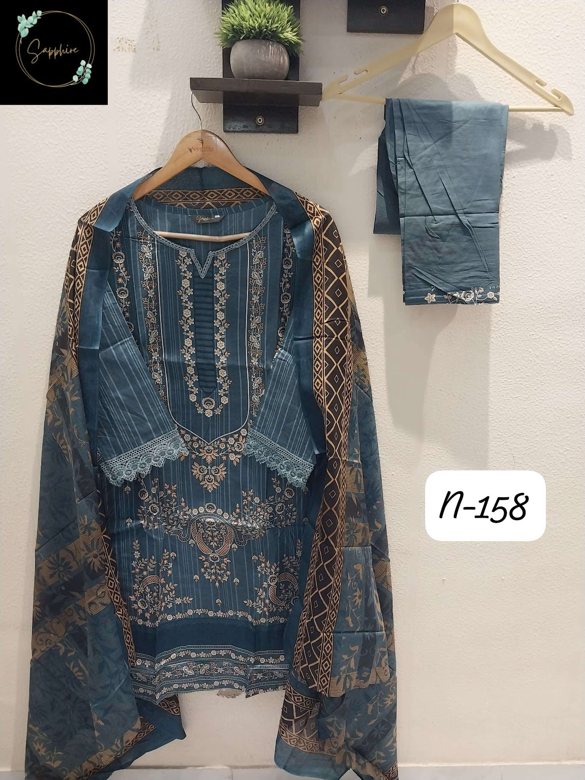 Agha Noorain N 158 Sapphire Lawn Karachi Readymade Suits Manufacturer Ahmedabad