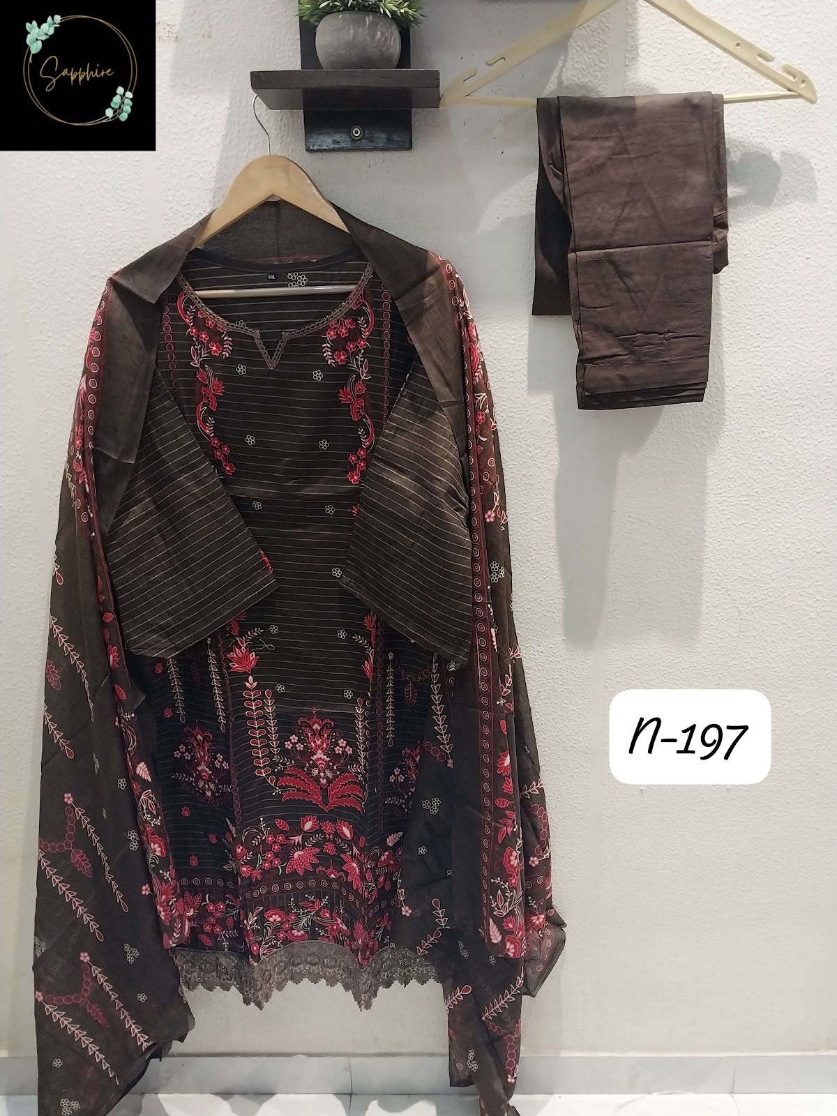 Agha Noorain N 197 Sapphire Lawn Karachi Readymade Suits Manufacturer Ahmedabad