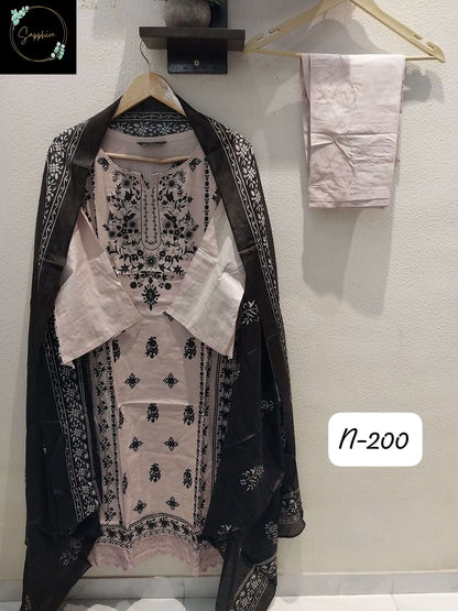 Agha Noorain N 200 Sapphire Lawn Karachi Readymade Suits Supplier Gujarat