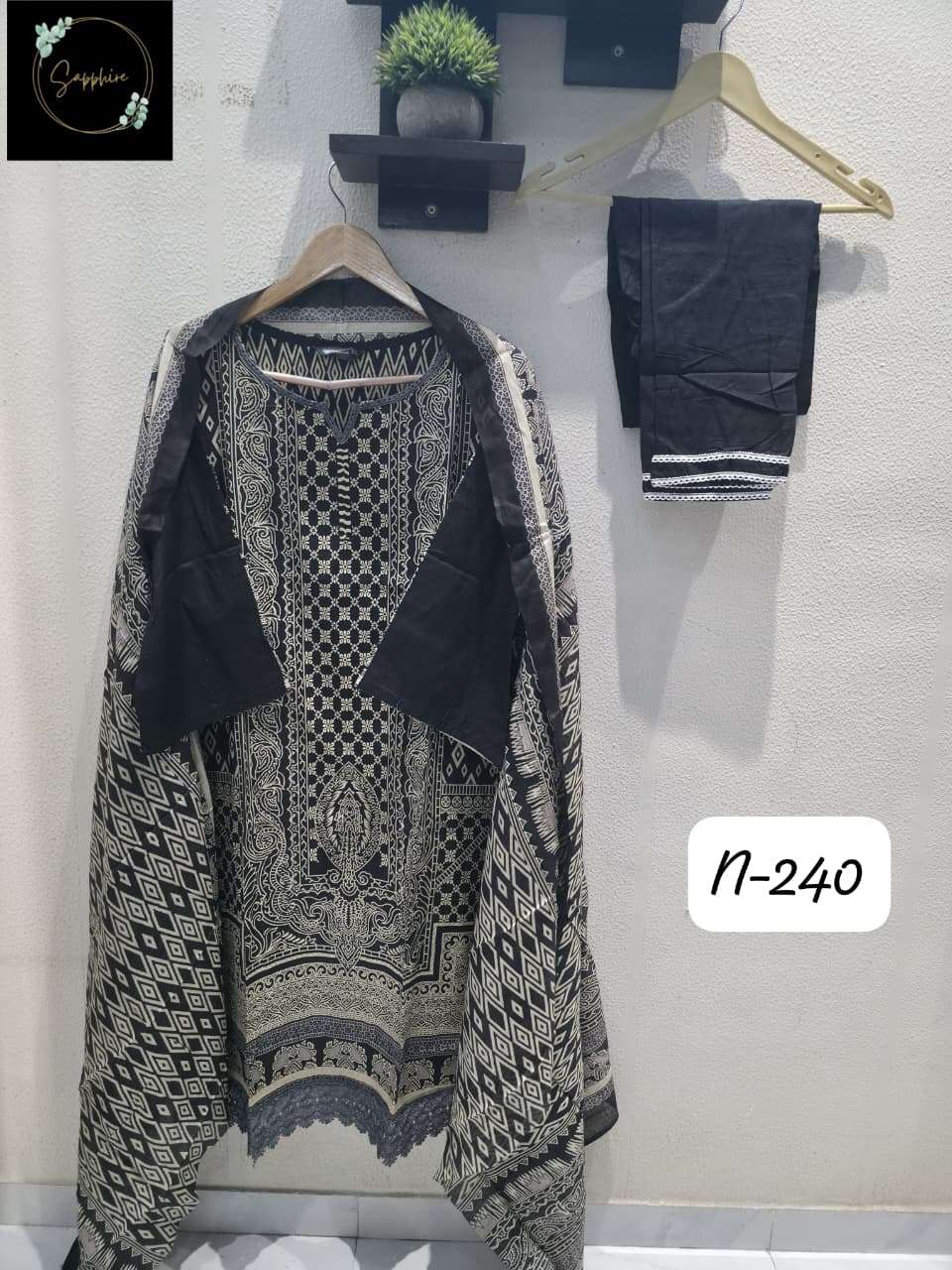 Agha Noorain N 240 Sapphire Lawn Karachi Readymade Suits Manufacturer Ahmedabad