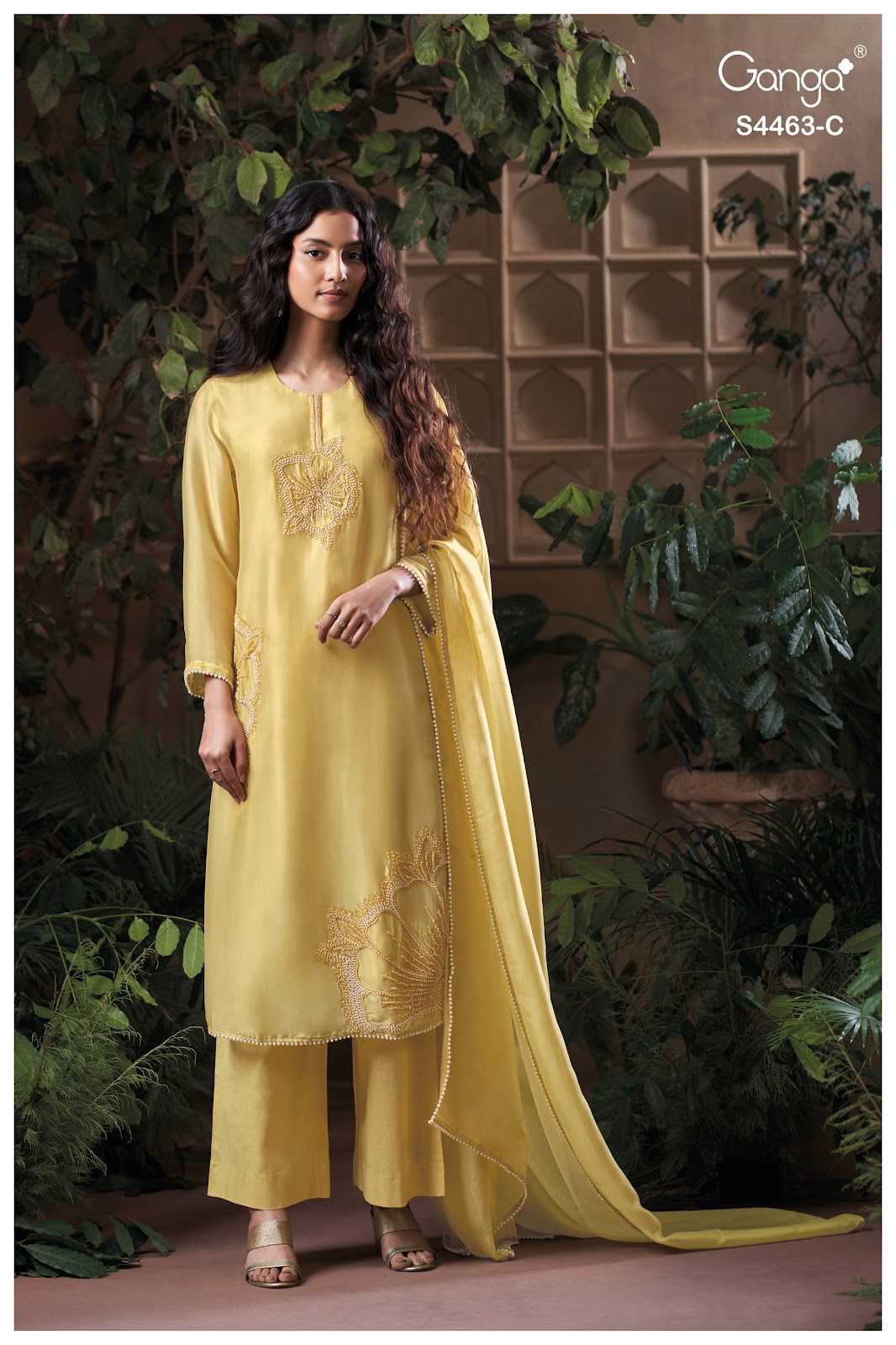 Aivoria S4463 Ganga Bemberg Silk Plazzo Style Suits Supplier