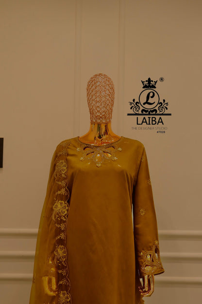 Am 7028 Laiba Viscose Pakistani Readymade Suits Wholesale Price