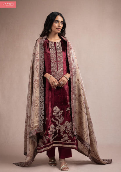 Ashnoor Naariti Velvet Suits Supplier