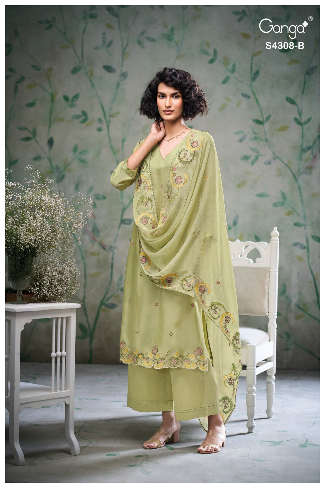 Aviya S4308 Ganga Bemberg Plazzo Style Suits Manufacturer India