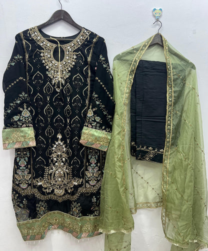 B 142 Q To T Bilqis Fox Georgette Pakistani Readymade Suits Manufacturer Ahmedabad