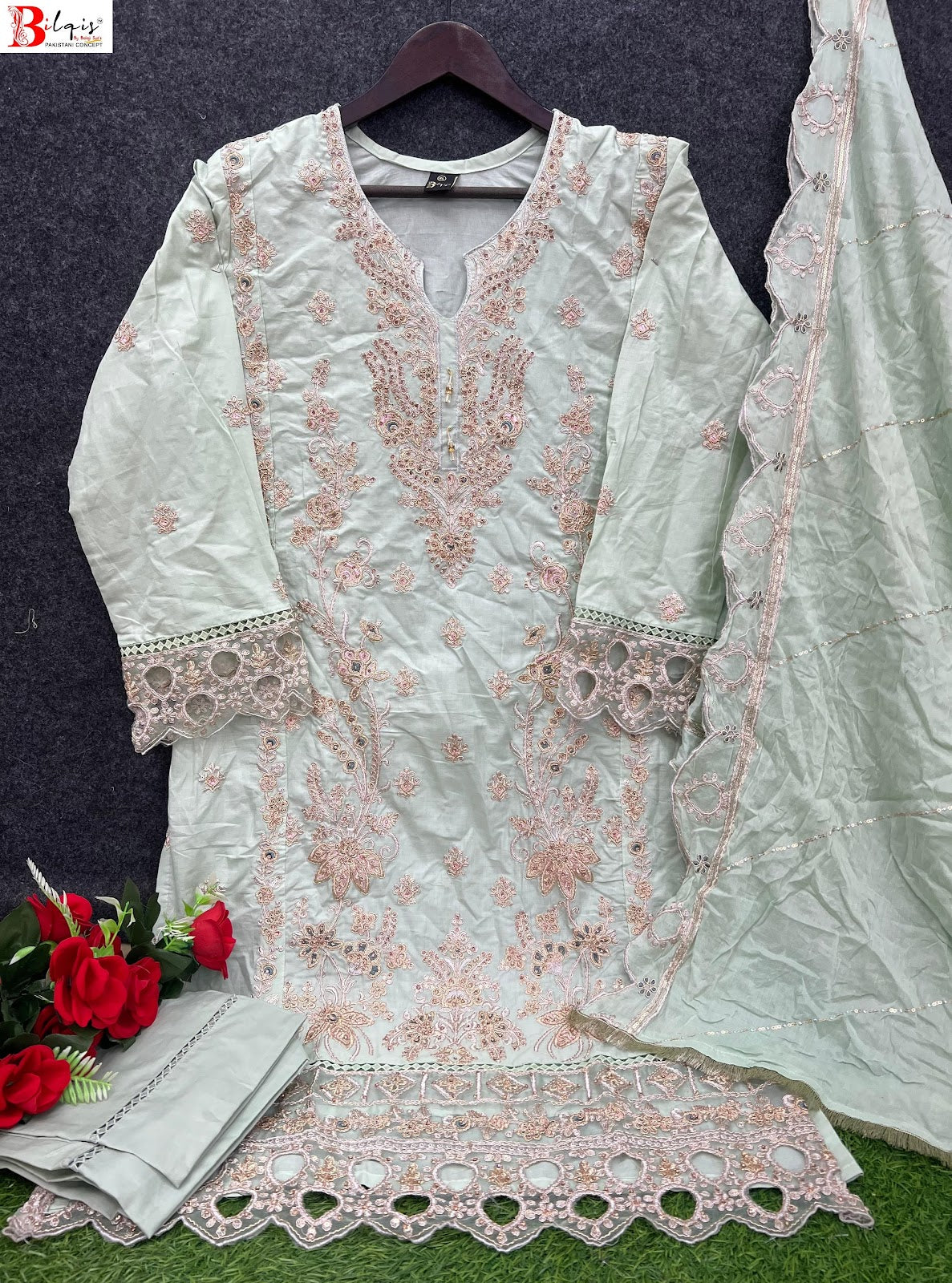 B 182 Bilqis Lawn Cotton Pakistani Readymade Suits Exporter Gujarat