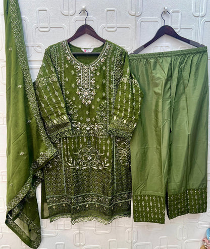 B 264 Bilqis Chiffon Pakistani Readymade Suits Manufacturer India