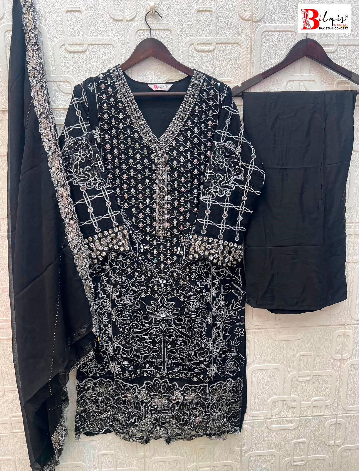 B 285 A To D Bilqis Chiffon Pakistani Readymade Suits Supplier India