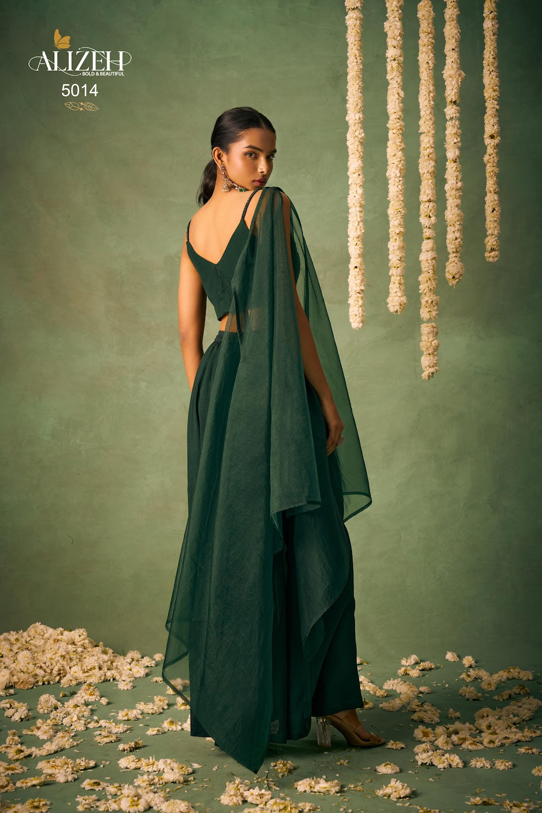 Baahar 5014-5015 Alizeh Chinon Indo Western Pair Supplier India