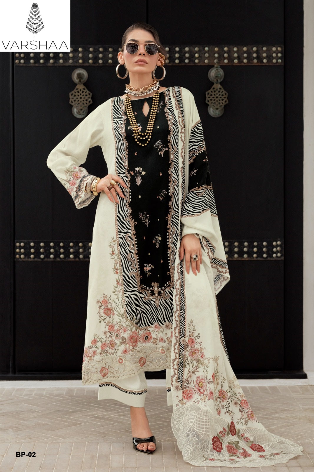 Beautiful People Varshaa Viscose Muslin Pakistani Patch Work Suits Exporter Gujarat