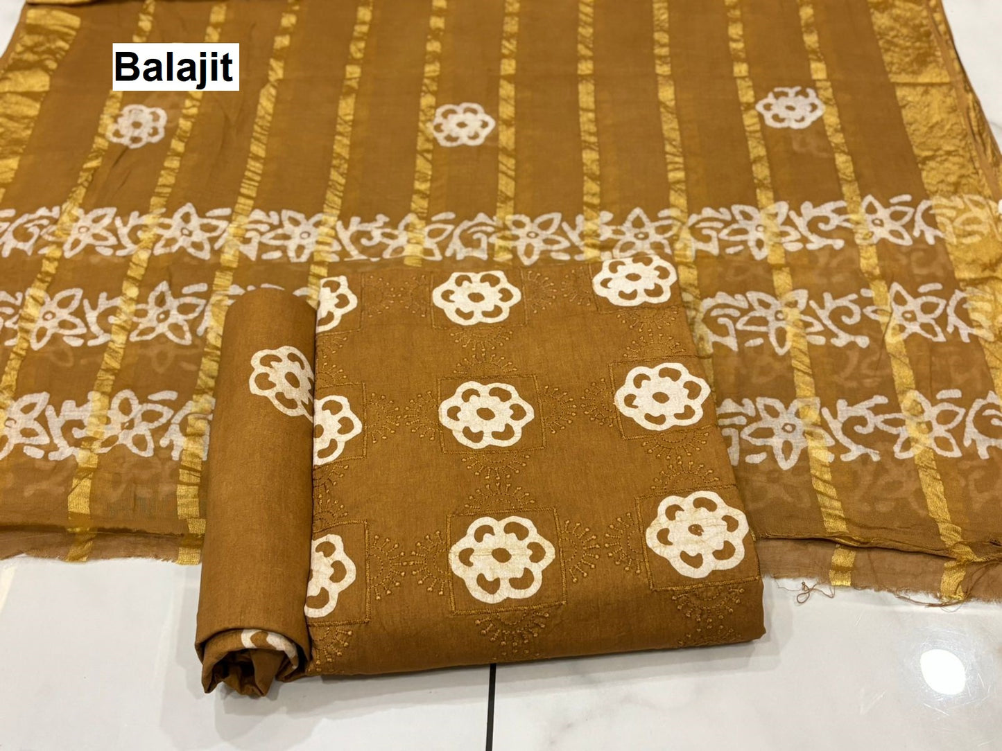 Bottom 2.20 Mtr Balajit Batik Cotton Dress Material Wholesaler Gujarat