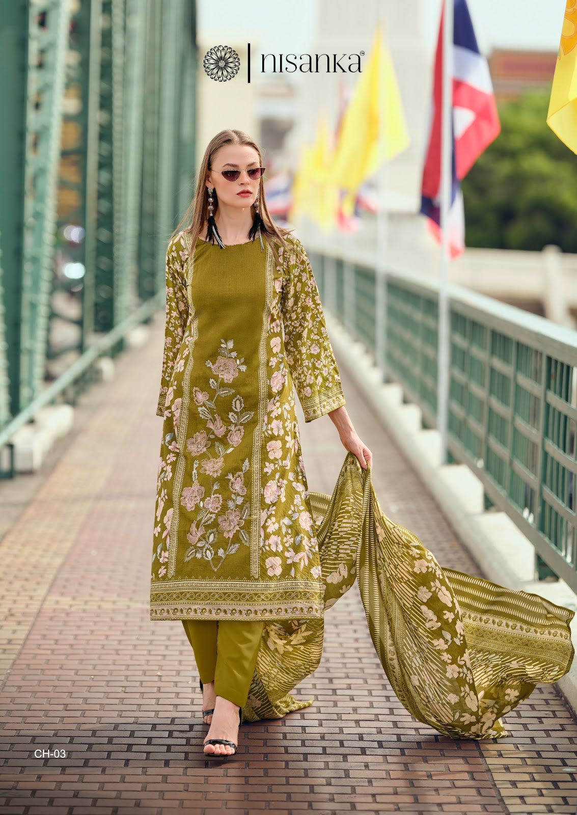 Cashmere Nisanka Lawn Cotton Karachi Salwar Suits Supplier India