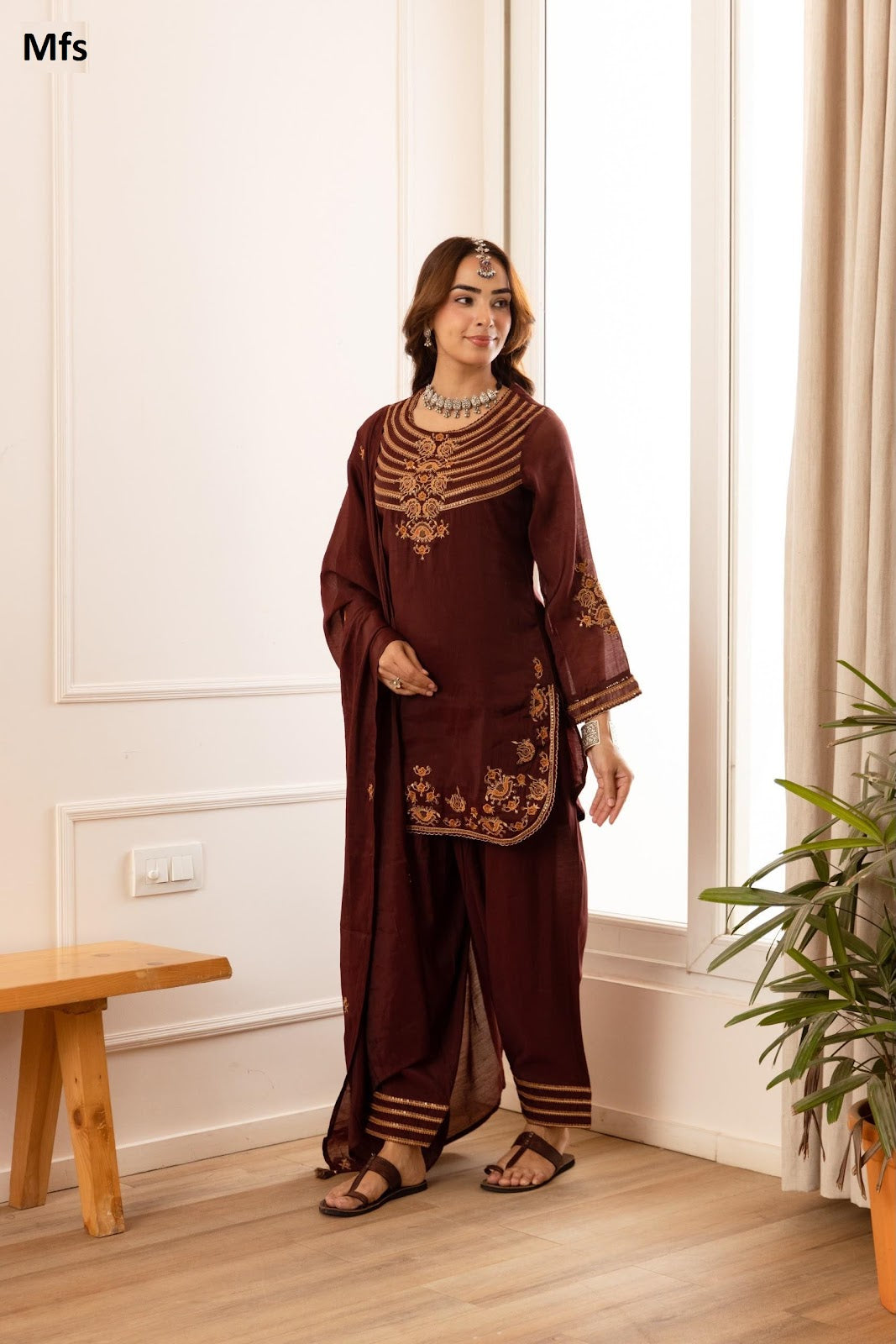 Chanderi 211026 Mfs Mul Readymade Suits Exporter India
