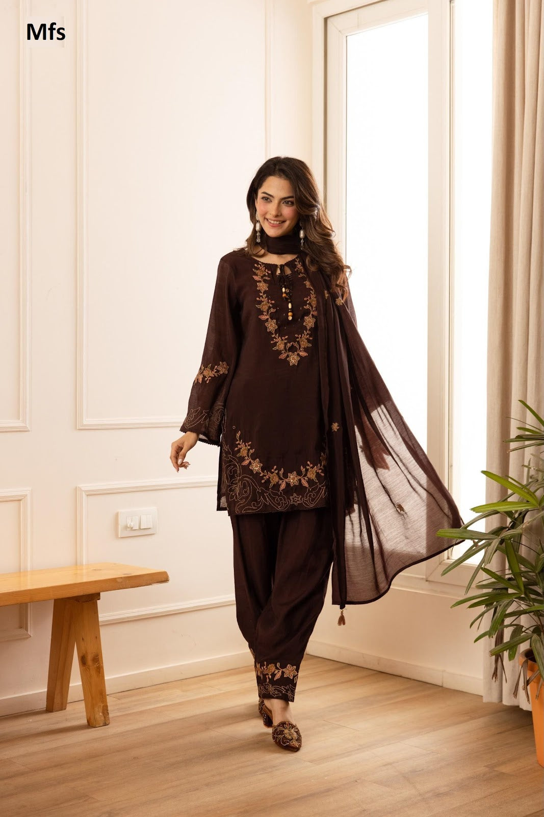 Chanderi 211026 Mfs Mul Readymade Suits Exporter India